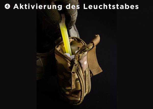 Aktivierung des Leuchtstaebes in Cyalume CyPouch Gehäuse